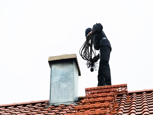 chimney-sweeping-2-kireth-ai